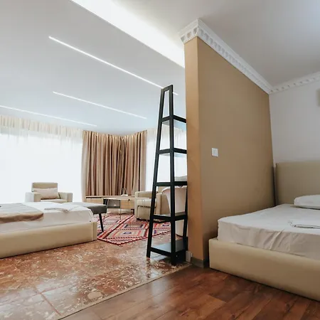 Kristal 3* Κορυτσά