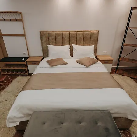 Kristal 3* Κορυτσά