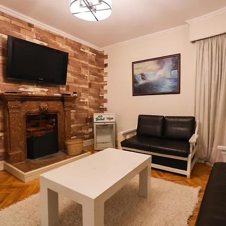 Hotel Kristal Korce