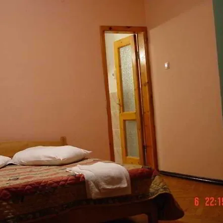 Kristal Hotel 3*