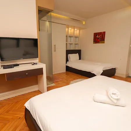 Kristal Hotel 3*