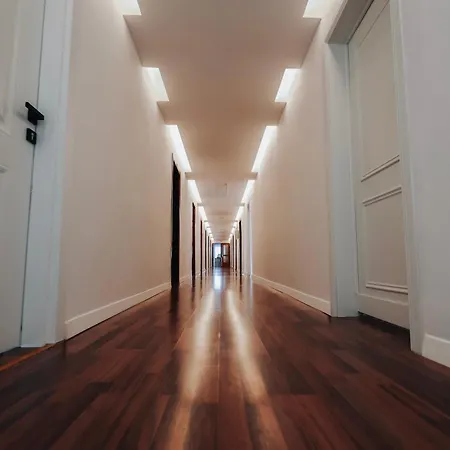 Kristal Hotel